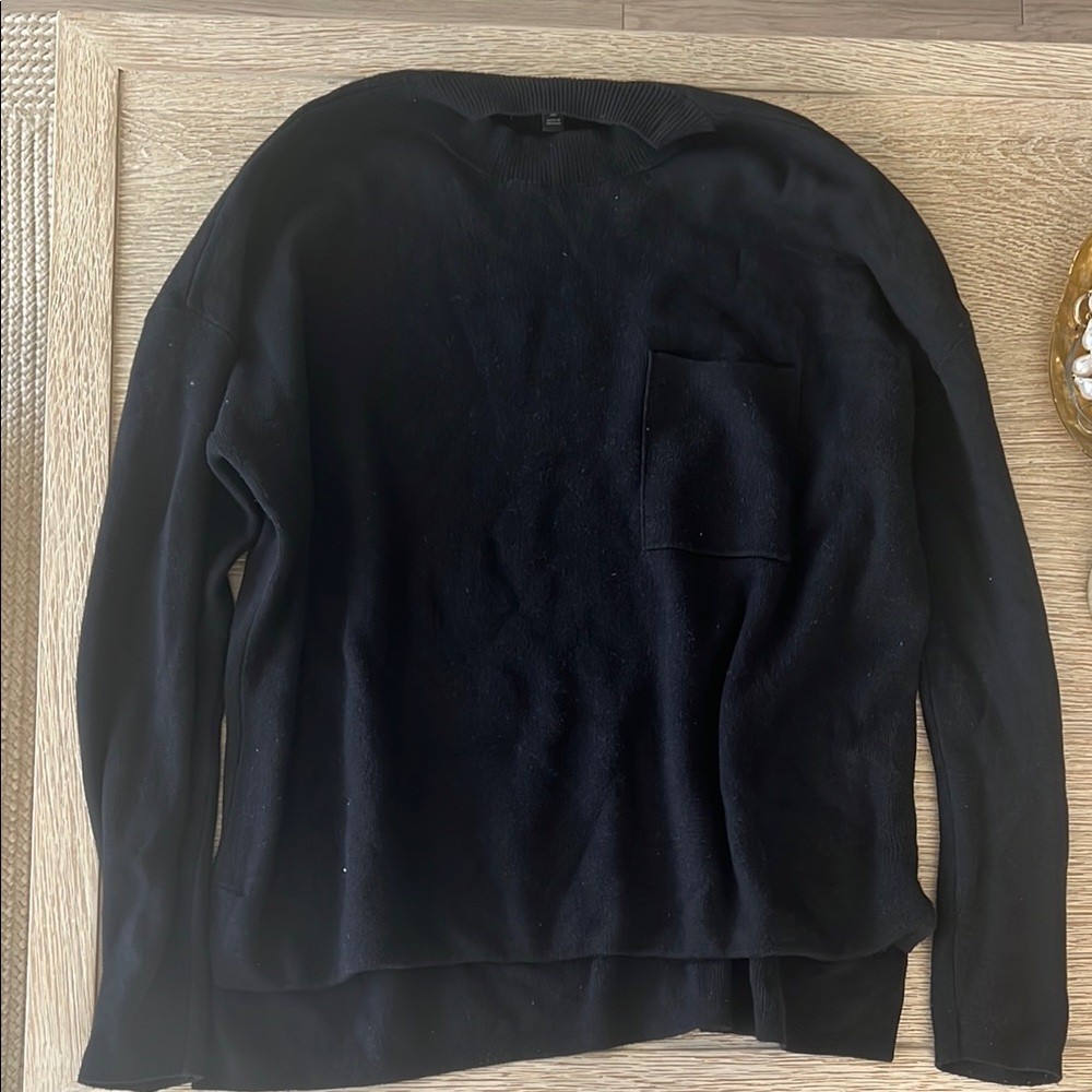 Black Long Sleeve Sweater with Pocket